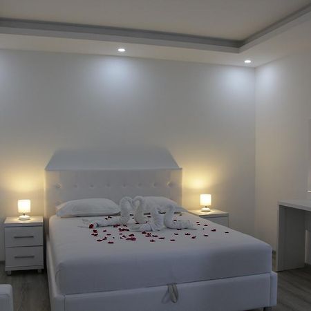 Apartments California 乌尔齐尼 外观 照片