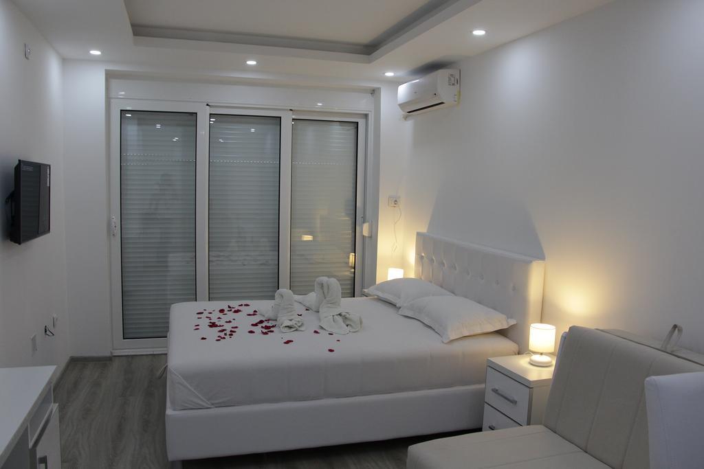 Apartments California 乌尔齐尼 外观 照片